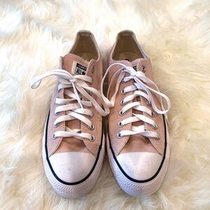Light pink low top Converse All Star